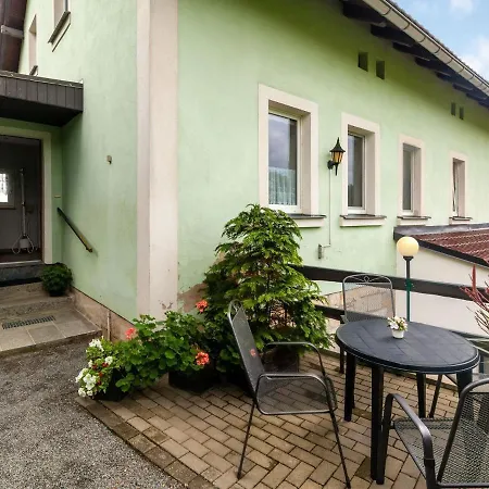 Apartment In Lichtenhain With Mountain Views Apartment *
