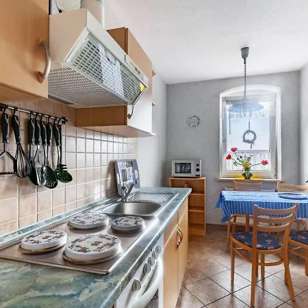 Apartment In Lichtenhain With Mountain Views *